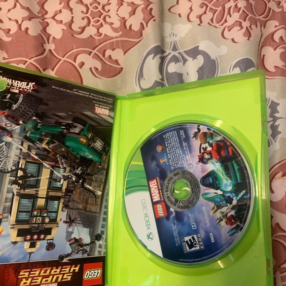 Xbox 360 games. Batman and Marvel! Perfect condition - Picture 3 of 5